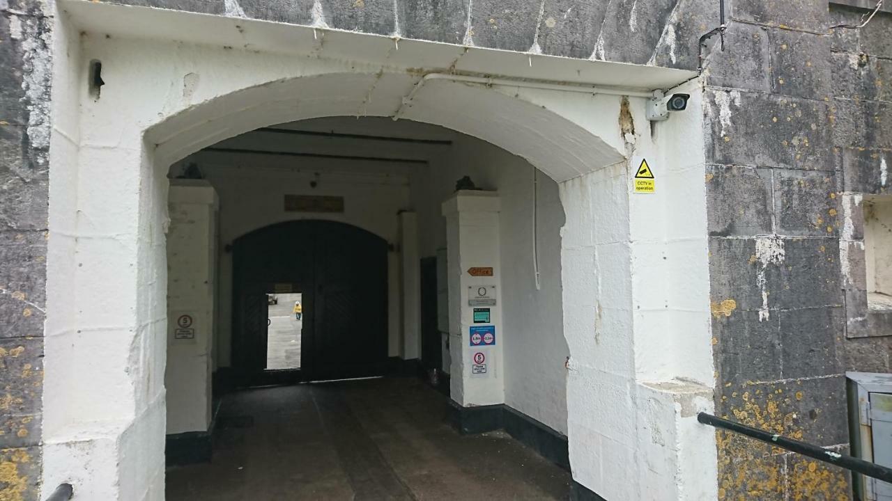 Fsc Dale Fort Hostel Exterior photo